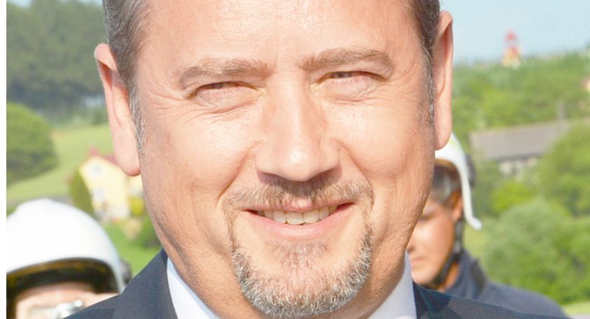 Senator Golba: wybory prezydenckie bezpieczne, wybory prezesa PZPN będą przełożone 