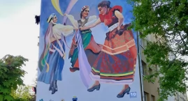 Artysta z Jarosławia Eliasz Dyrow twórcą trzech mura&hellip;