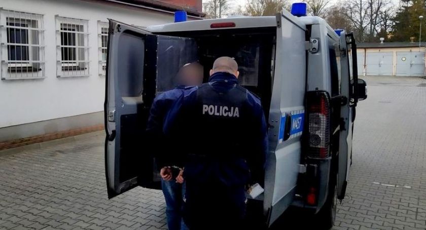 Mieszkaniec Łomży okradł sklep w sąsiednim województwie