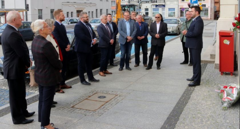 Łomża: Uczcili 31. rocznicę czerwcowych wyborów [FOTO]