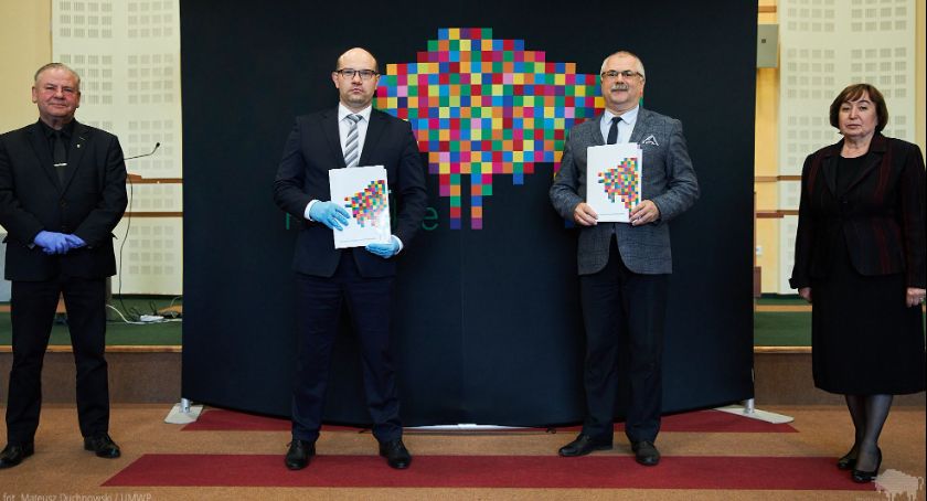 Uczniowie i nauczyciele ASP w Łomży skorzystają z dofinansowania
