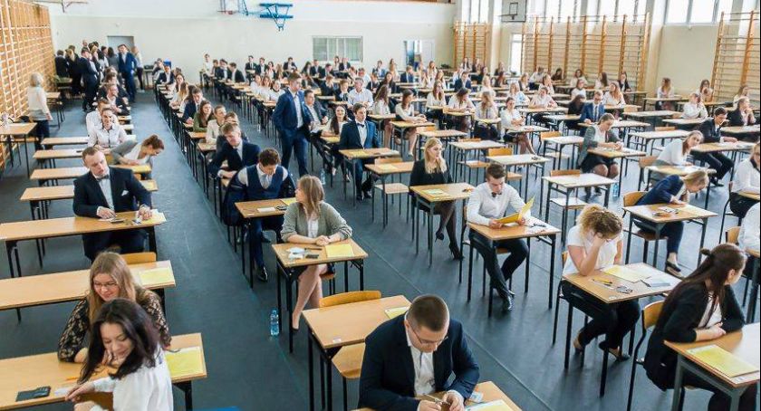 Wyciekły tematy z egzaminu maturalnego? Podejrzana aktywność w naszym województwie