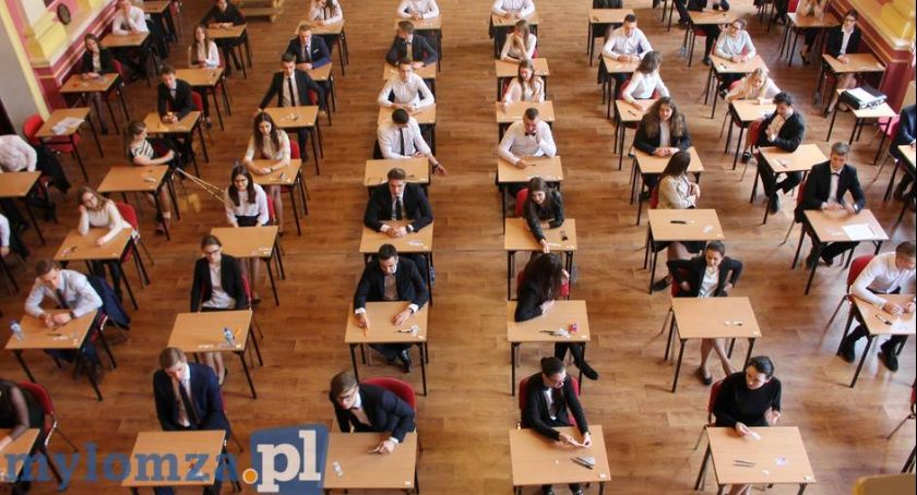 Matura 2020. Czy doszło do wycieku pytań z matematyki? CKE zgłosi sprawę na policję