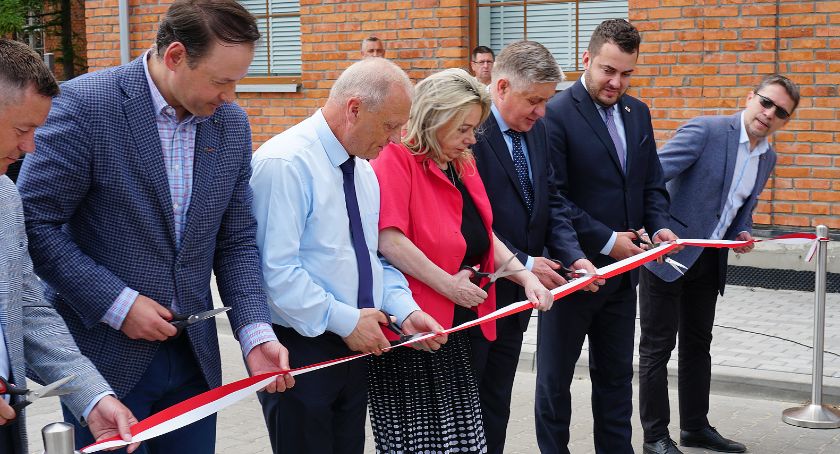 Przebudowane połączenie Nowogrodzkiej i Łukasińskiego. Wstęga już przecięta [VIDEO i FOTO]