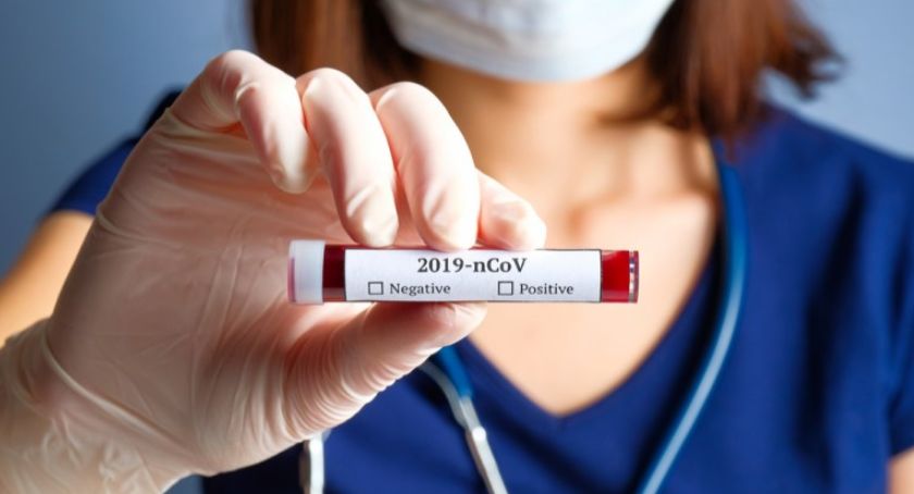 Nowe zakażenia w Łomży. Dwaj mężczyźni z koronawirusem