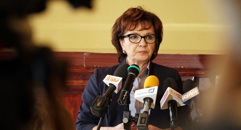 Marszałek Elżbieta Witek w Łomży o Andrzeju Dudzie, sile rodziny i zagrożeniach ideologią LGBT [VIDEO i FOTO]