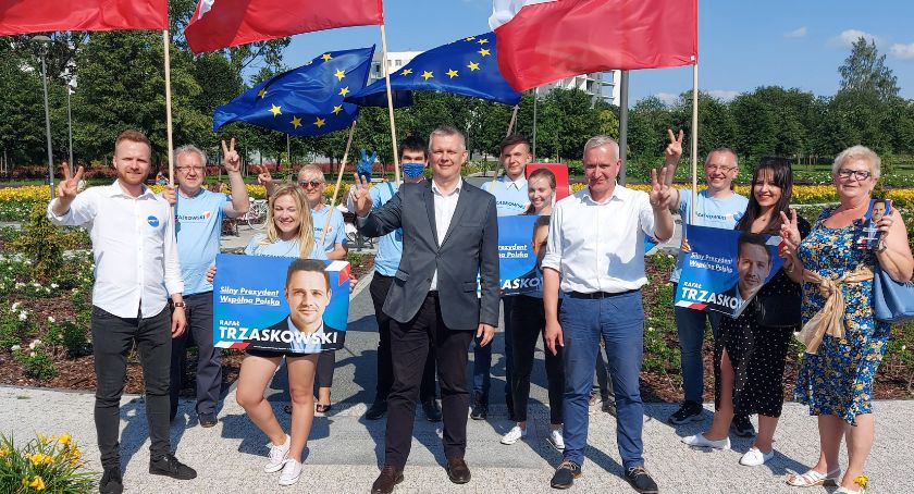 Tomasz Siemoniak i Robert Tyszkiewicz w Parku Jana Pawła II [LIVE]