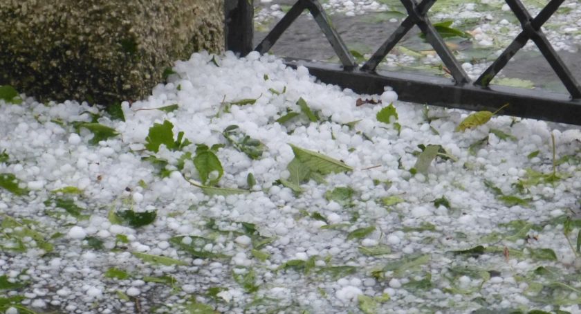 Uwaga na burze z gradem!
