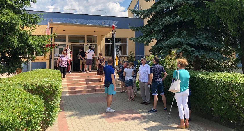 Łomżyniacy ruszyli do urn