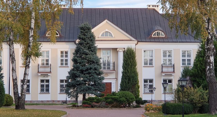 Biskup zamknął kurię. Pracownicy mogli mieć kontakt z osobą zakażoną koronawirusem