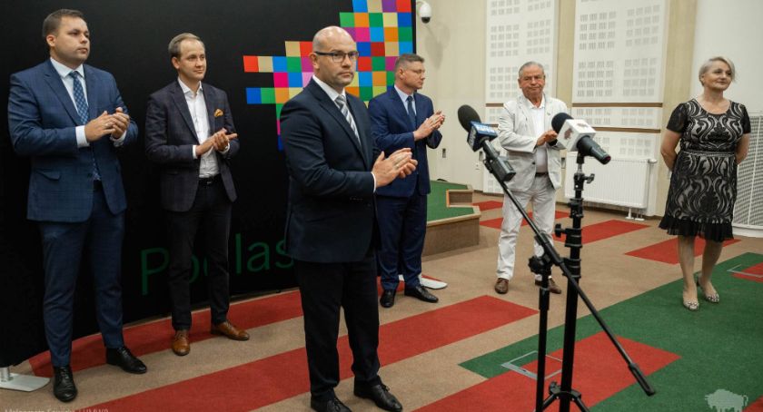 Modernizacja dróg dojazdowych do gruntów rolnych ze wsparciem województwa [FOTO]