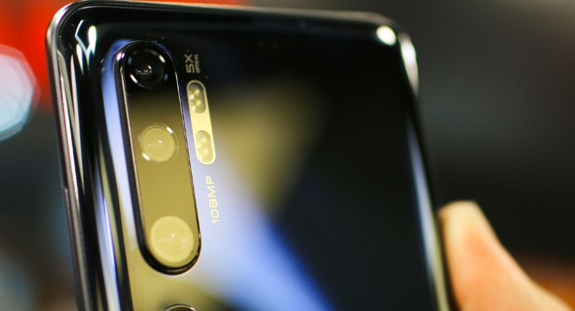 Telefony Oppo – co musisz o nich wiedzieć? Na który smartfon tej firmy postawić?