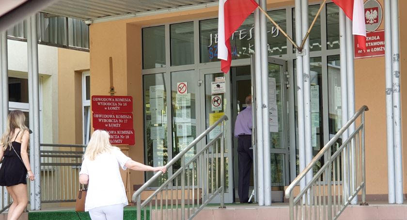 Łomżyniacy tłumnie poszli na wybory