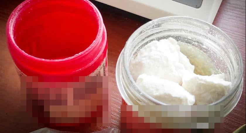 Mieszkaniec Łomży trzymał w piwnicy narkotyki