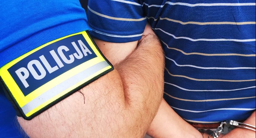 Oszust w rękach policji. Seniorka przekazała mu oszczędności