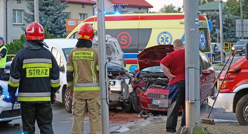 Wypadek w Piątnicy! Kierująca w szpitalu [FOTO]