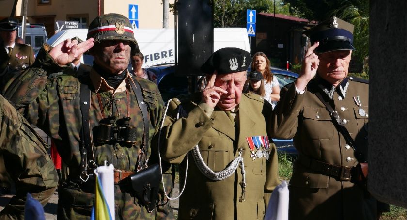 Upamiętniono 76. rocznicę wybuchu Powstania Warszawskiego [VIDEO i FOTO]