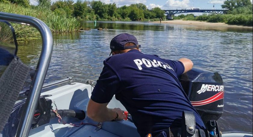 Bezpieczny wypoczynek nad wodą