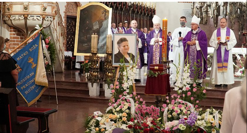 Prochy siostry Teresy spoczęły na łomżyńskim cmentarzu [FOTO]