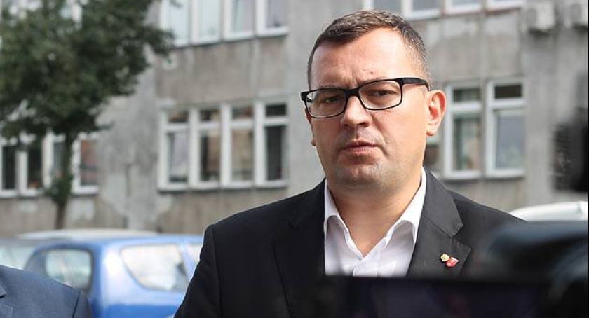 Poseł Krajewski nie zamierza ubiegać się o stanowisko prezesa spółdzielni mleczarskiej