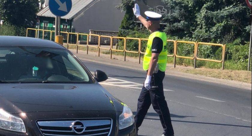 Kilkudziesięciu kierowców przekroczyło prędkość. Jeden z nich jechał ulicami Łomży ponad 100 km/h