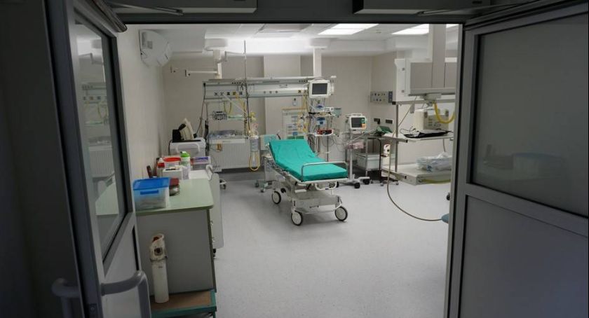 Nowe przypadki koronawirusa w naszym regionie. Zmarł mieszkaniec powiatu łomżyńskiego 