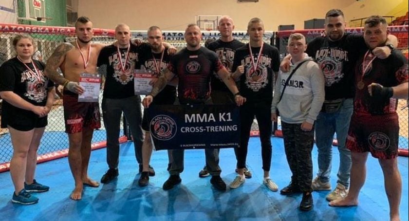 Fighterzy z Black Horse przywieźli do Łomży medale 
