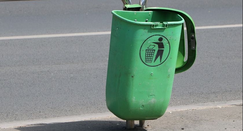 Łomża. Strażnicy miejscy kontrolują umowy na odbiór nieczystości