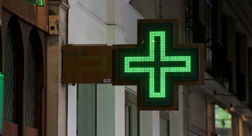 Apteki nocne w Łomży. Publikujemy harmonogram dyżurów w 2020 roku
