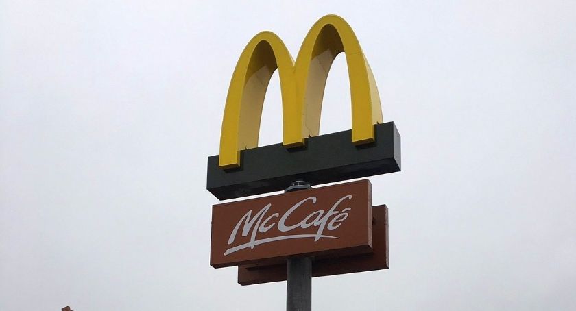 McDelivery w Łomży. Posiłki z McDonalds można zamówić z dostawą do domu lub pracy