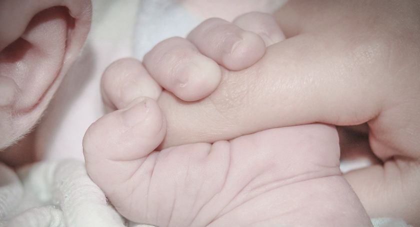 Skazany za wykorzystanie seksualne 15-miesięcznej dziewczynki