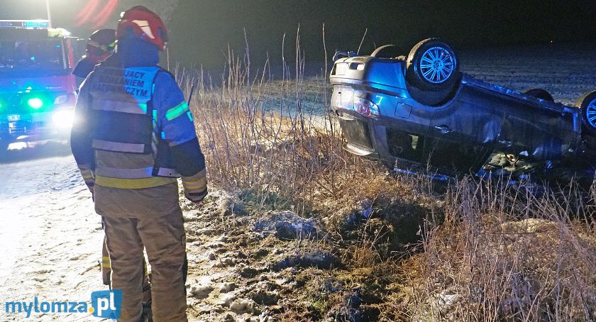 Dachowanie na trasie Śniadowo – Szczepankowo [FOTO]