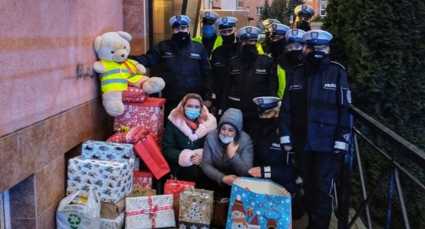 Weekend cudów… łomżyńska policja zrobiła niespodziankę dla całej rodziny [FOTO]
