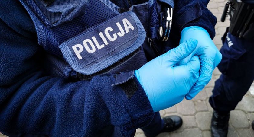 Policjanci skontrolują liczbę osób podczas kolacji wigilijnej?