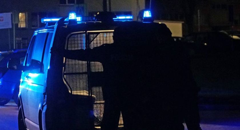 Policjanci zatrzymali mieszkańca Łomży. Był ścigany za przestępstwa przeciwko wolności seksualnej i obyczajowości