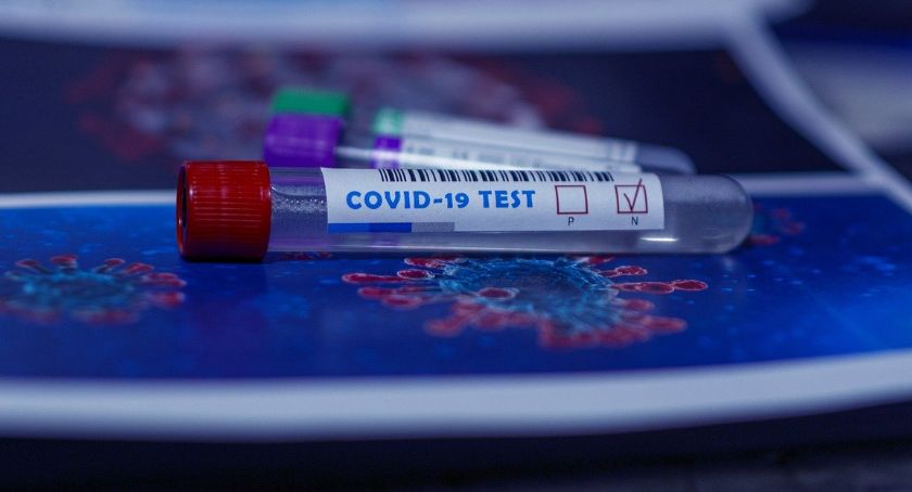 Koronawirus po weekendzie. 10 zakażeń w Łomży i powiecie