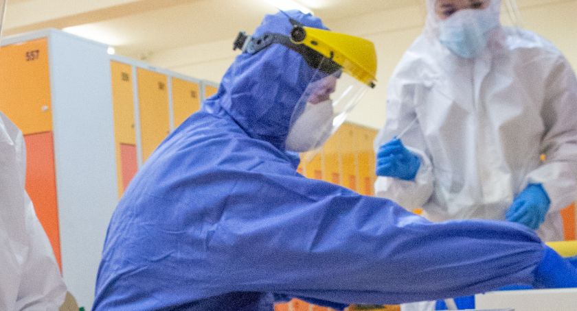 Coraz więcej zakażeń. Tylko w Łomży mamy 52 nowe przypadki