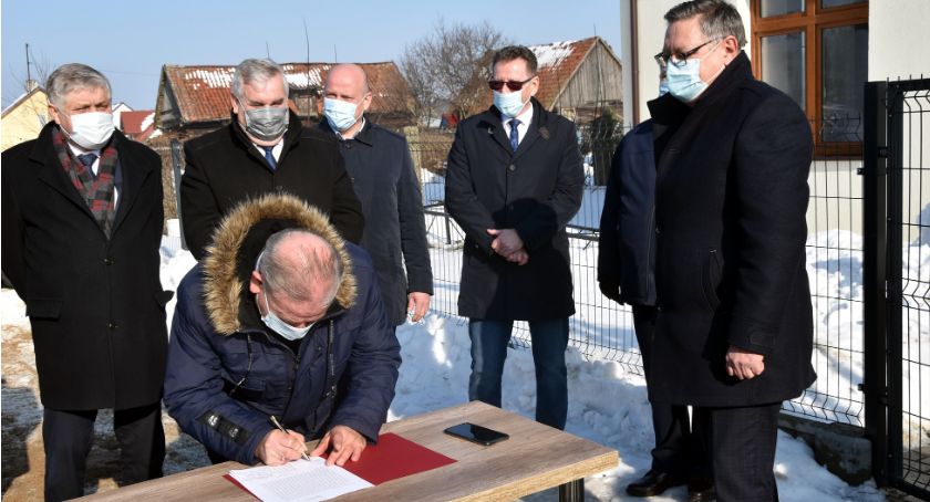Samorządowcy i parlamentarzyści apelują o modernizację DK63