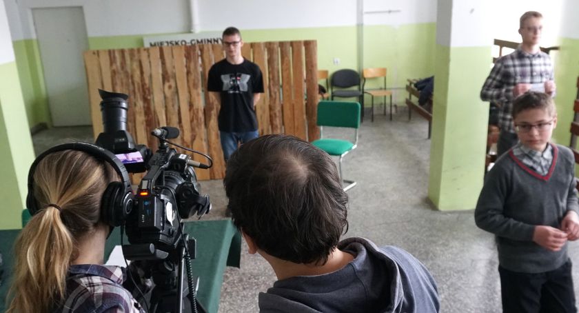 Nowogród: Na casting do filmu przyszły tłumy [VIDEO i FOTO]