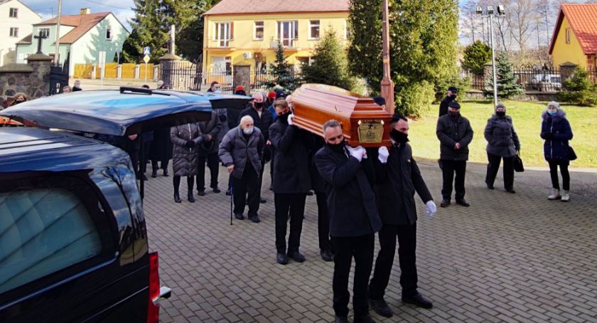 Śniadowo: Pożegnanie ks. Piotra Łady [FOTO]