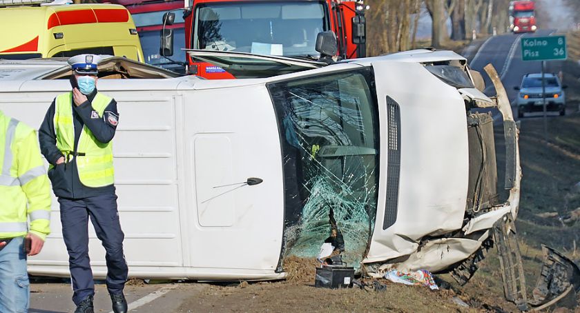 Wypadł z busa. Nie udało się uratować życia 38-letniego pasażera [VIDEO i FOTO]