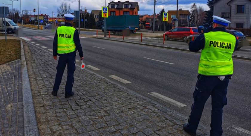 Prędkość pod kontrolą. 115 kierowców jechało zbyt szybko