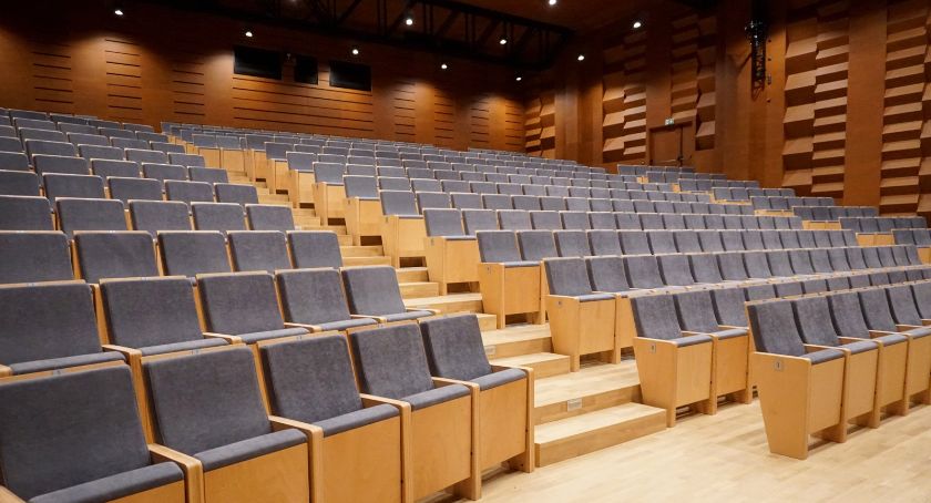 Oglądamy nowy budynek Filharmonii Kameralnej w Łomży [VIDEO i FOTO]