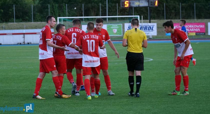 Podlaskie wspiera sport. Środki z budżetu województwa trafią m.in. do ŁKS-u 1926 Łomża