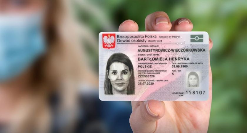 Nowe dowody osobiste. Koniec z wnioskami przez internet