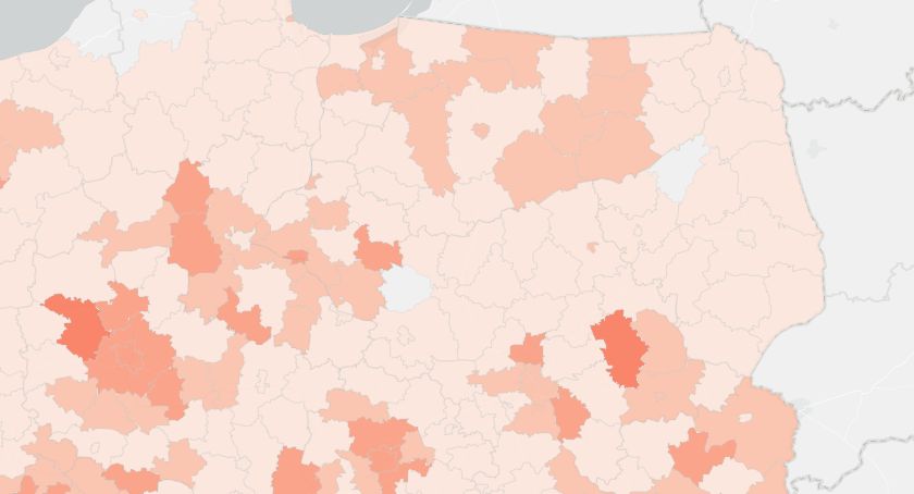 11 zakażeń i 1 zgon. Koronawirus w Łomży i powiecie