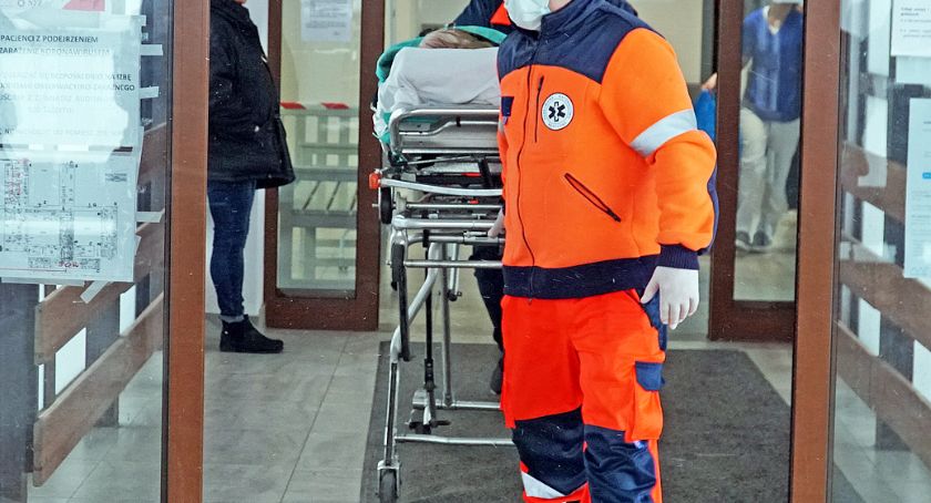Koronawirus: 2 zgony w Łomży i 11 w Podlaskiem