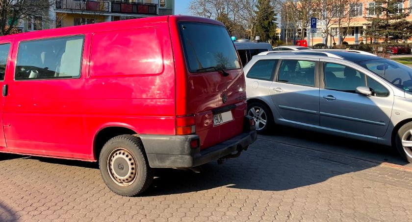 Łomża. Kolizja z udziałem kompletnie pijanego kierowcy [FOTO]