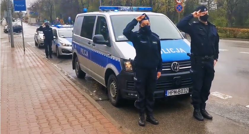 Policjanci żegnają funkcjonariusza, który zginął na służbie [VIDEO]