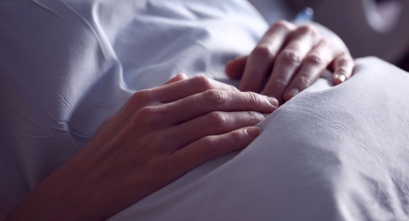 Zmiany zakrzepowo-zatorowe po szczepieniu w Łomży. Pacjentka hospitalizowana